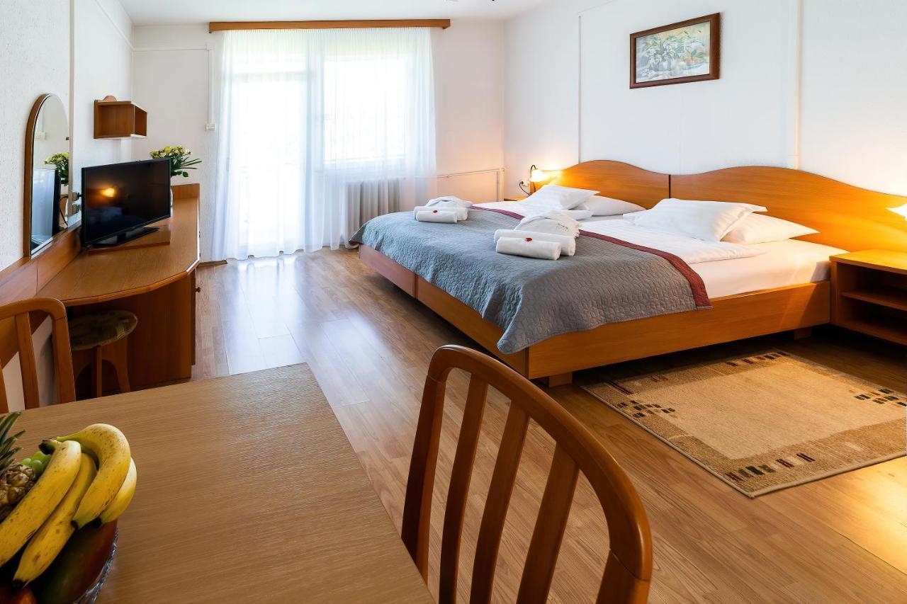 Hotel Napfeny 3*
